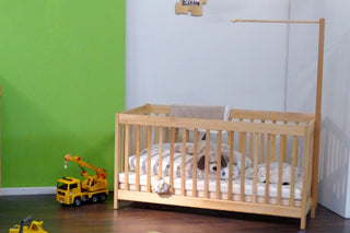Kinderbett BeneVita aus massivem Erlenholz mit optionaler Himmelbettstange
