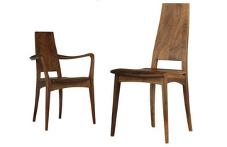 Massivholzstühle Julia 1 mit Holzsitz, Ausführung in Nussbaum mit und ohne Armlehne